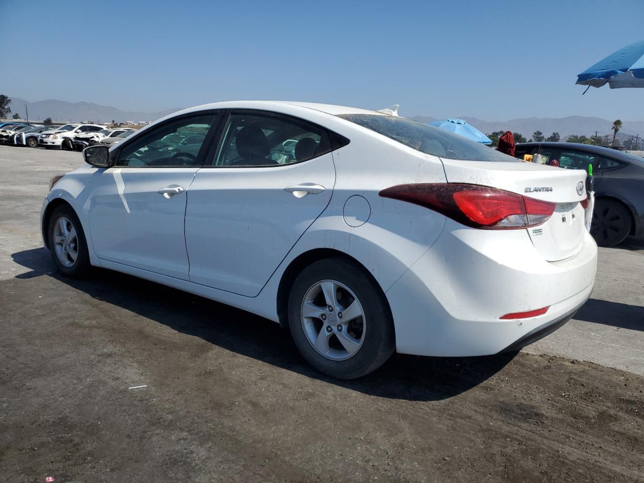2015 Hyundai Elantra Se - Фото 2