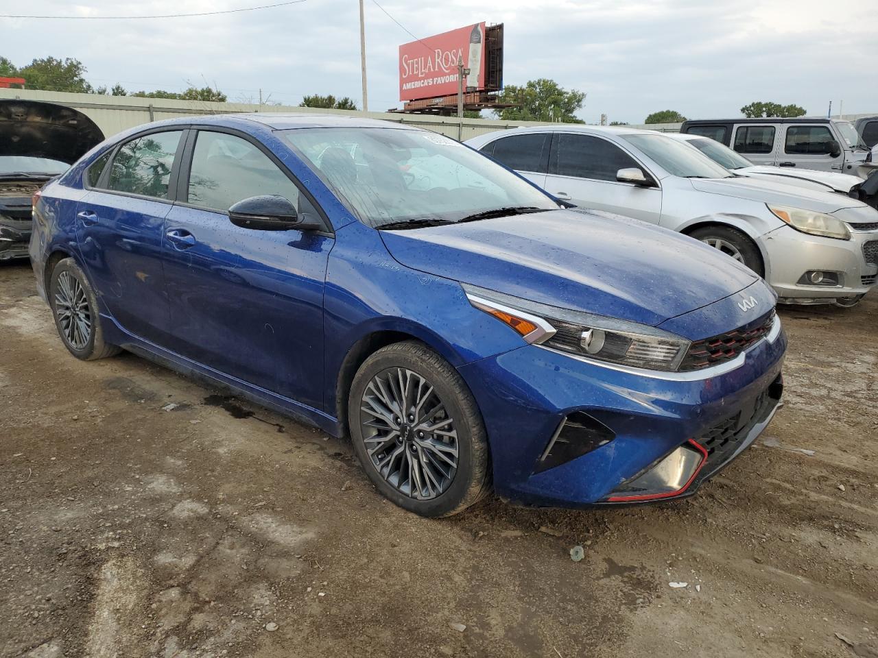 2024 Kia Forte Gt Line - Фото 4