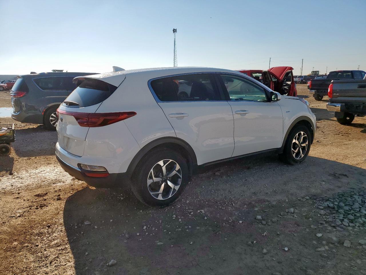 2020 Kia Sportage Lx - Фото 3