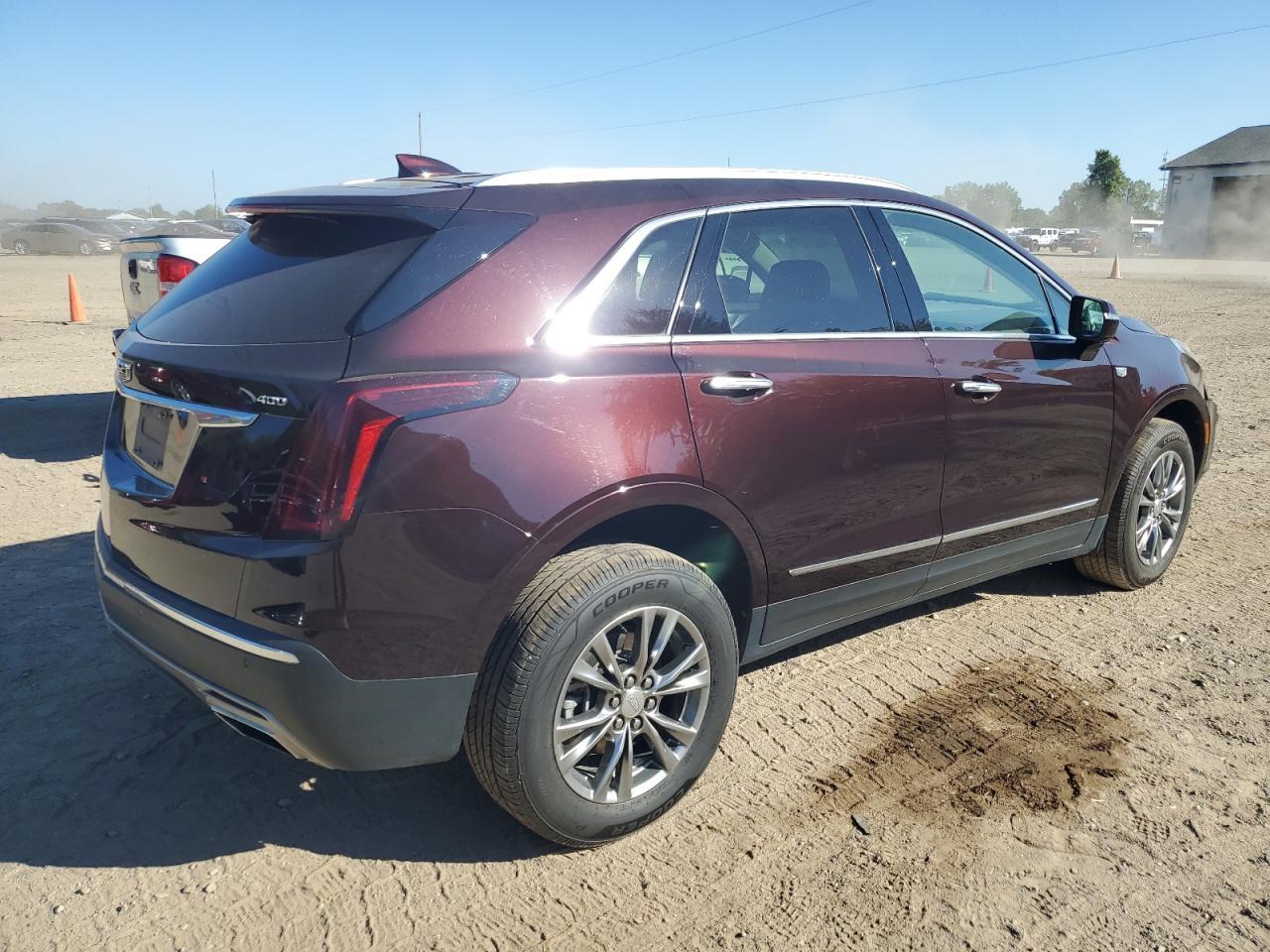 2021 Cadillac Xt5 Premium Luxury - Image 3