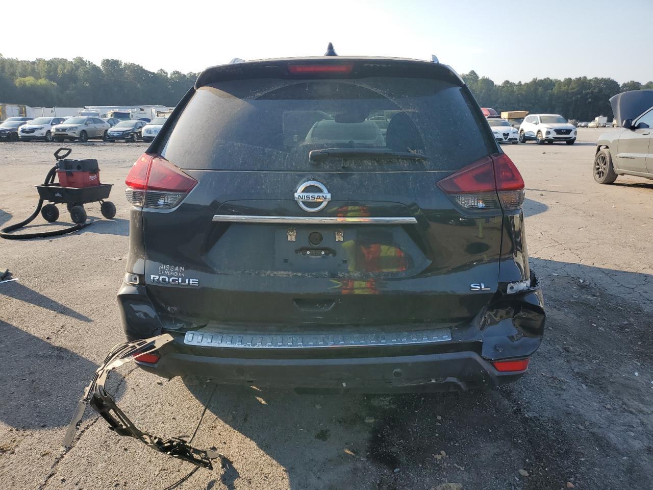 2020 Nissan Rogue S - Фото 6