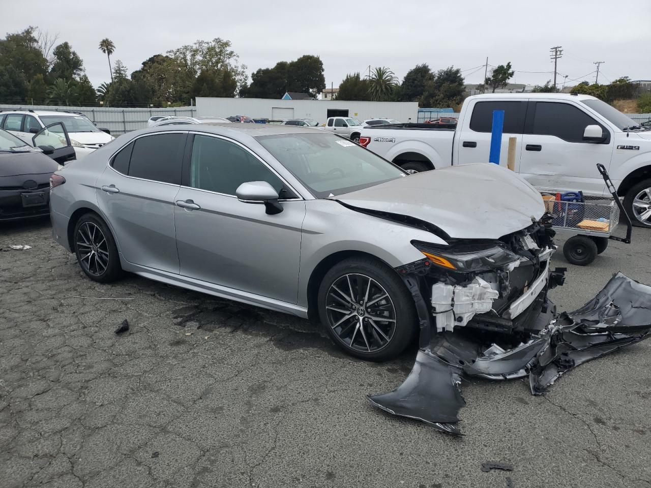 2024 Toyota Camry Se Night Shade - Image 4