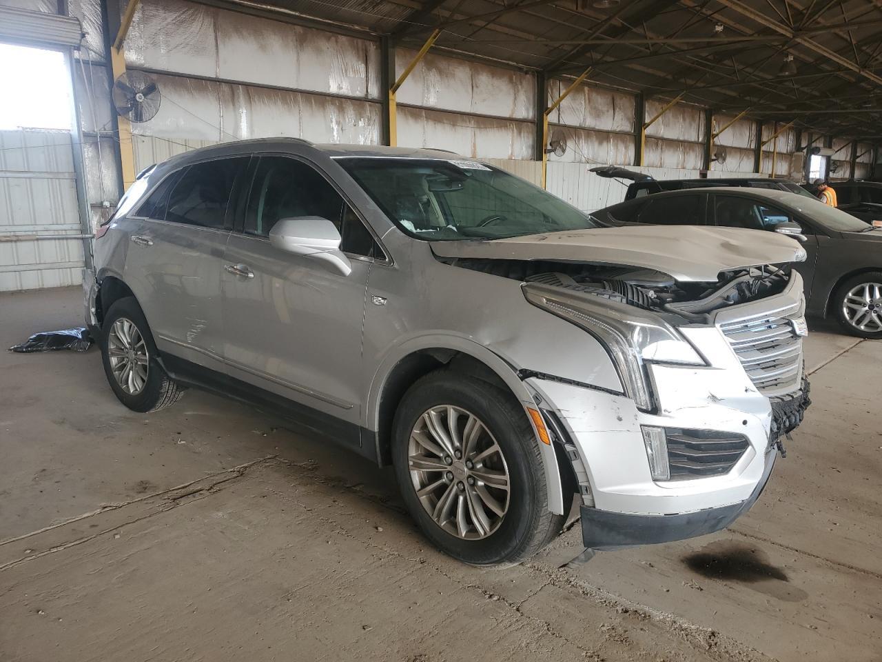 2017 Cadillac Xt5 Luxury - Фото 4