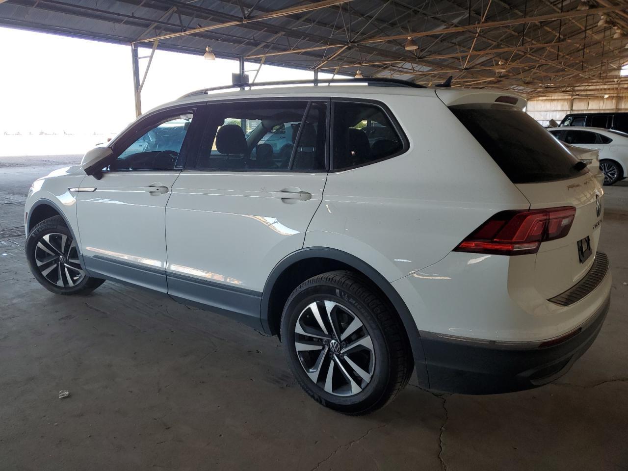2022 Volkswagen Tiguan S - Image 2