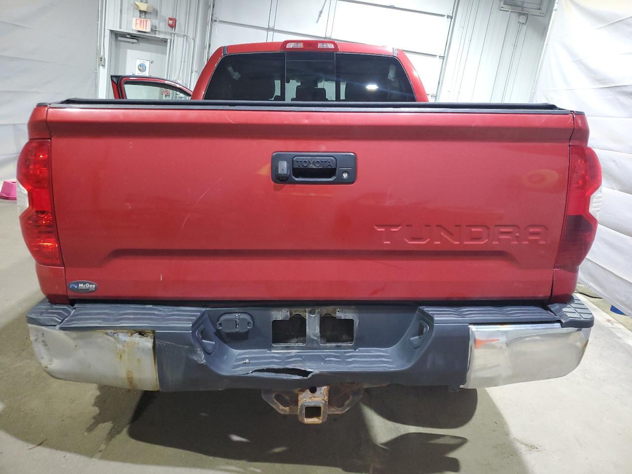 2015 Toyota Tundra Double Cab Sr - Фото 6