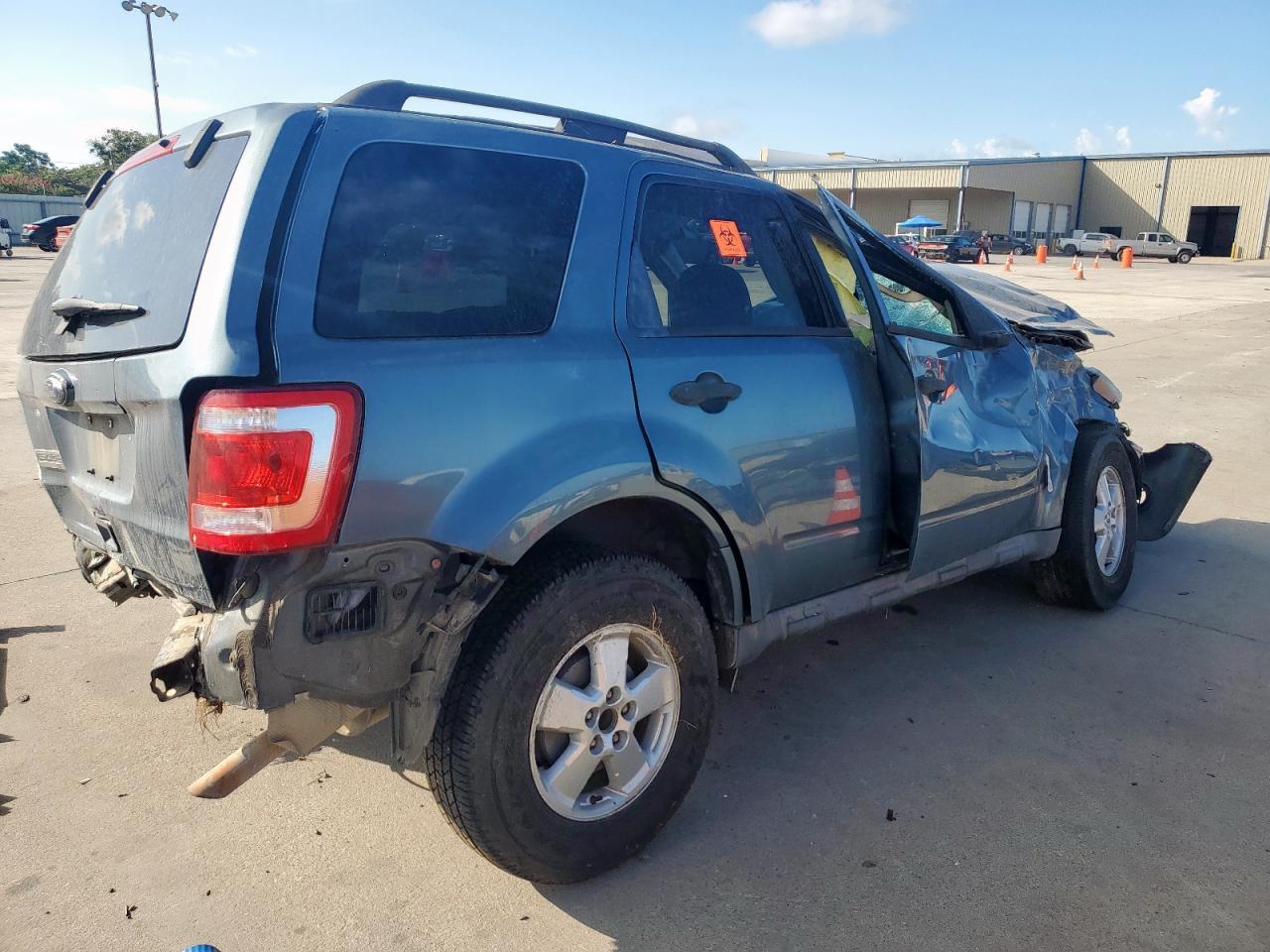 2010 Ford Escape Xlt - Фото 3