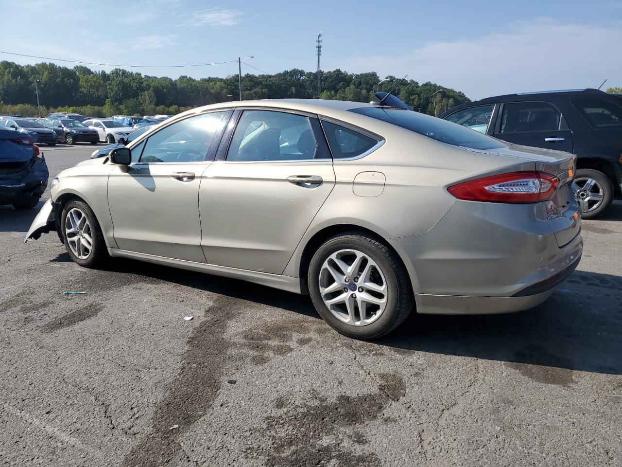 2015 Ford Fusion Se - Фото 2