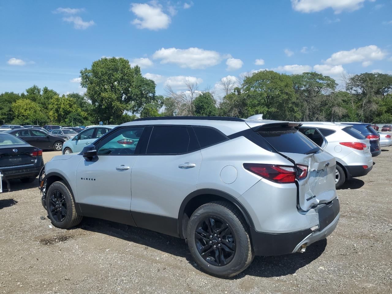 2022 Chevrolet Blazer 2Lt - Фото 2