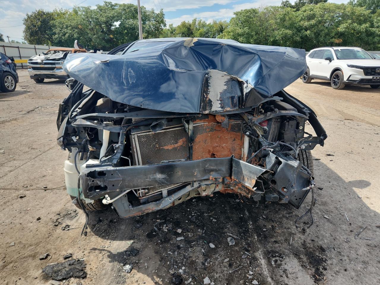 2016 Toyota Camry Le - Image 5