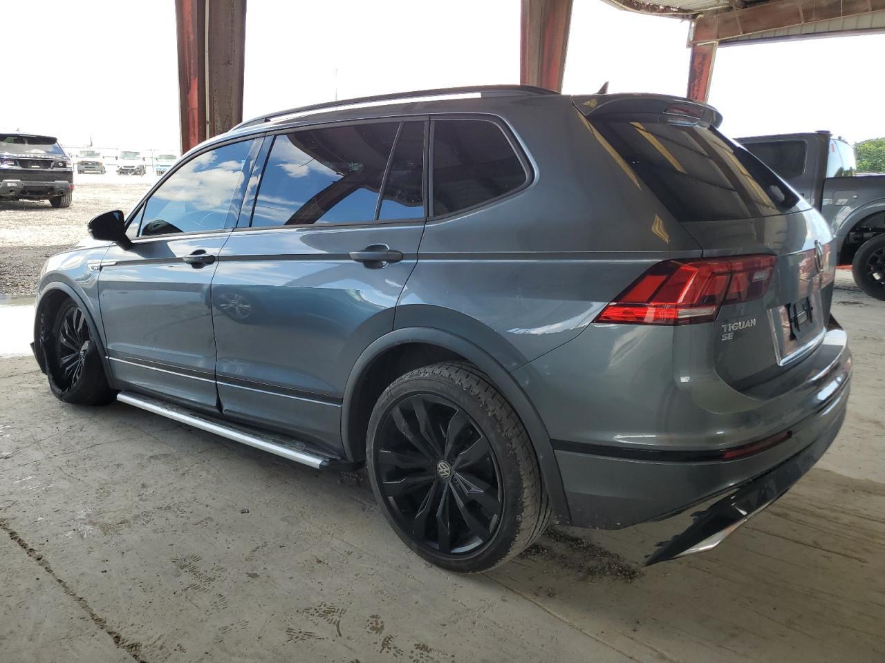 2020 Volkswagen Tiguan Se - Фото 2