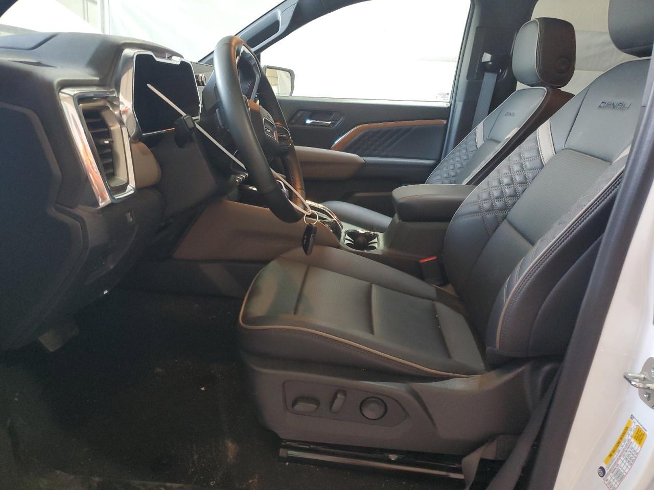 2024 GMC Canyon Denali - Фото 7