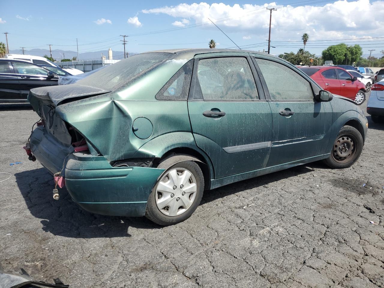2000 Ford Focus Lx - Image 3