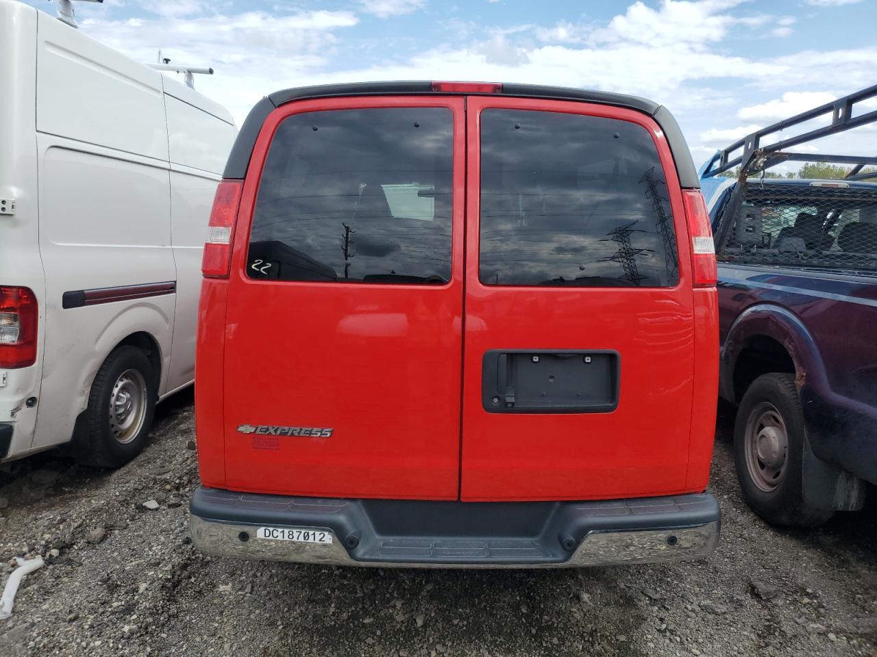 2018 Chevrolet Express G3500 Lt - Image 6