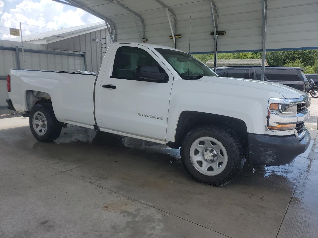 2018 Chevrolet Silverado C1500 - Фото 4