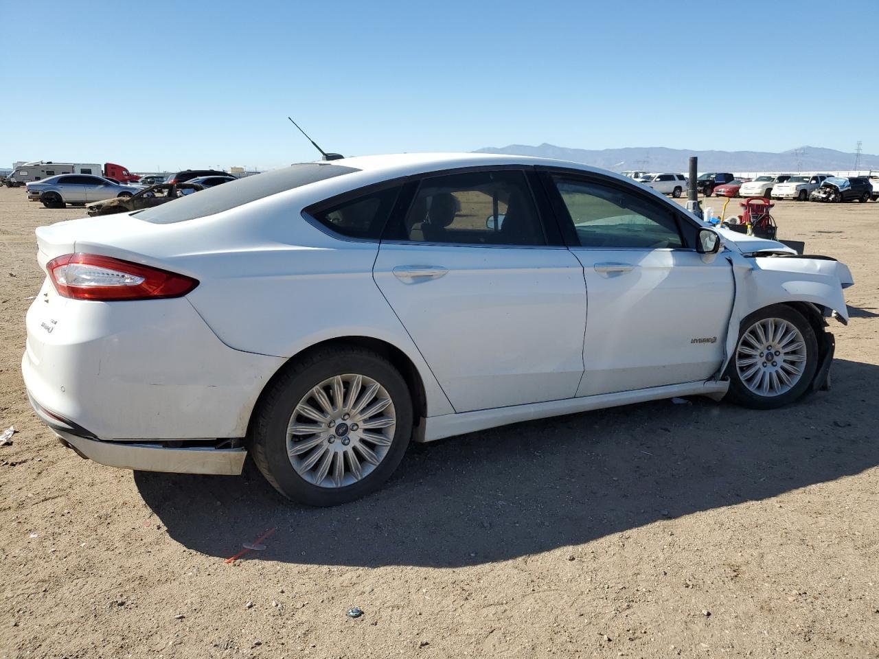 2013 Ford Fusion Se Hybrid - Фото 3