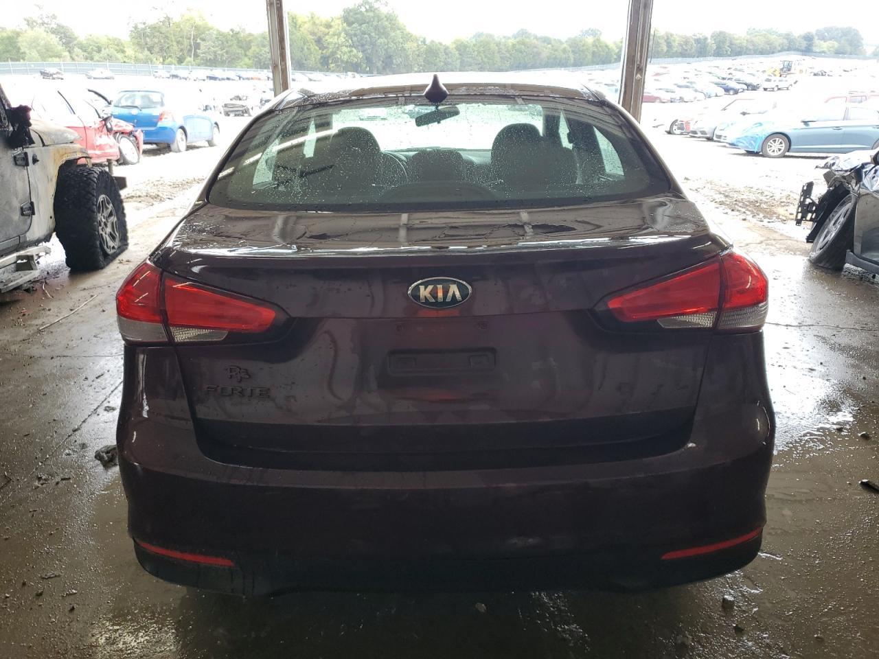 2018 Kia Forte Lx - Image 6