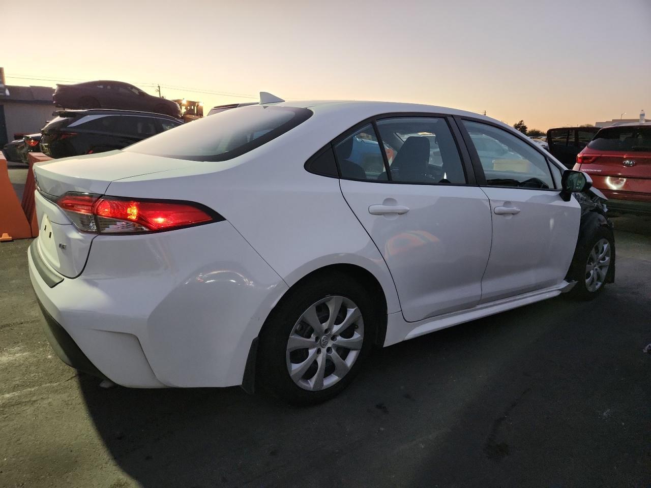 2023 Toyota Corolla - Image 4