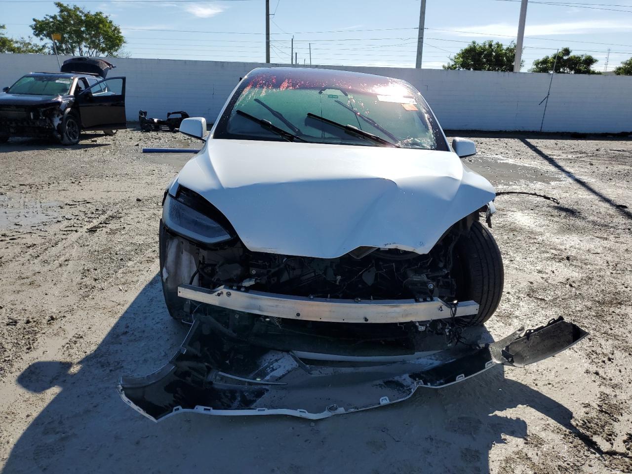 2023 Tesla Model X - Фото 5