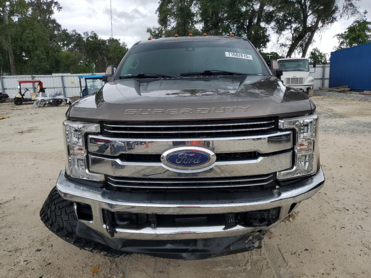 2018 Ford F250 Super Duty - Фото 5