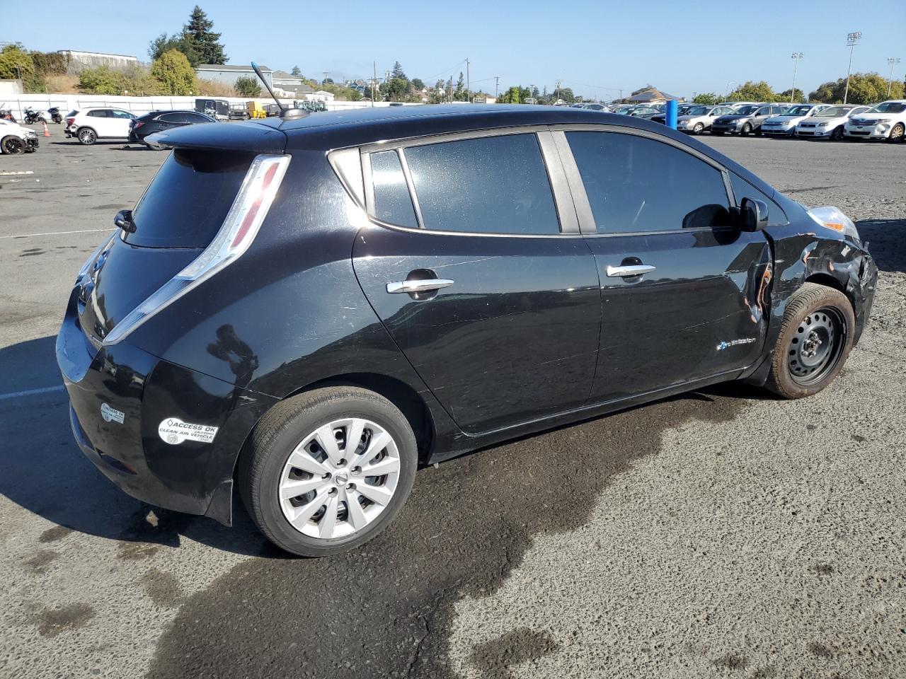 2013 Nissan Leaf S - Фото 3