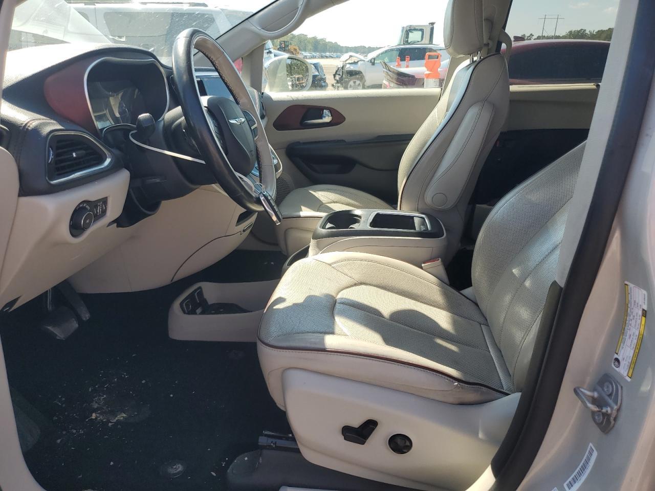 2020 Chrysler Pacifica Limited - Фото 7