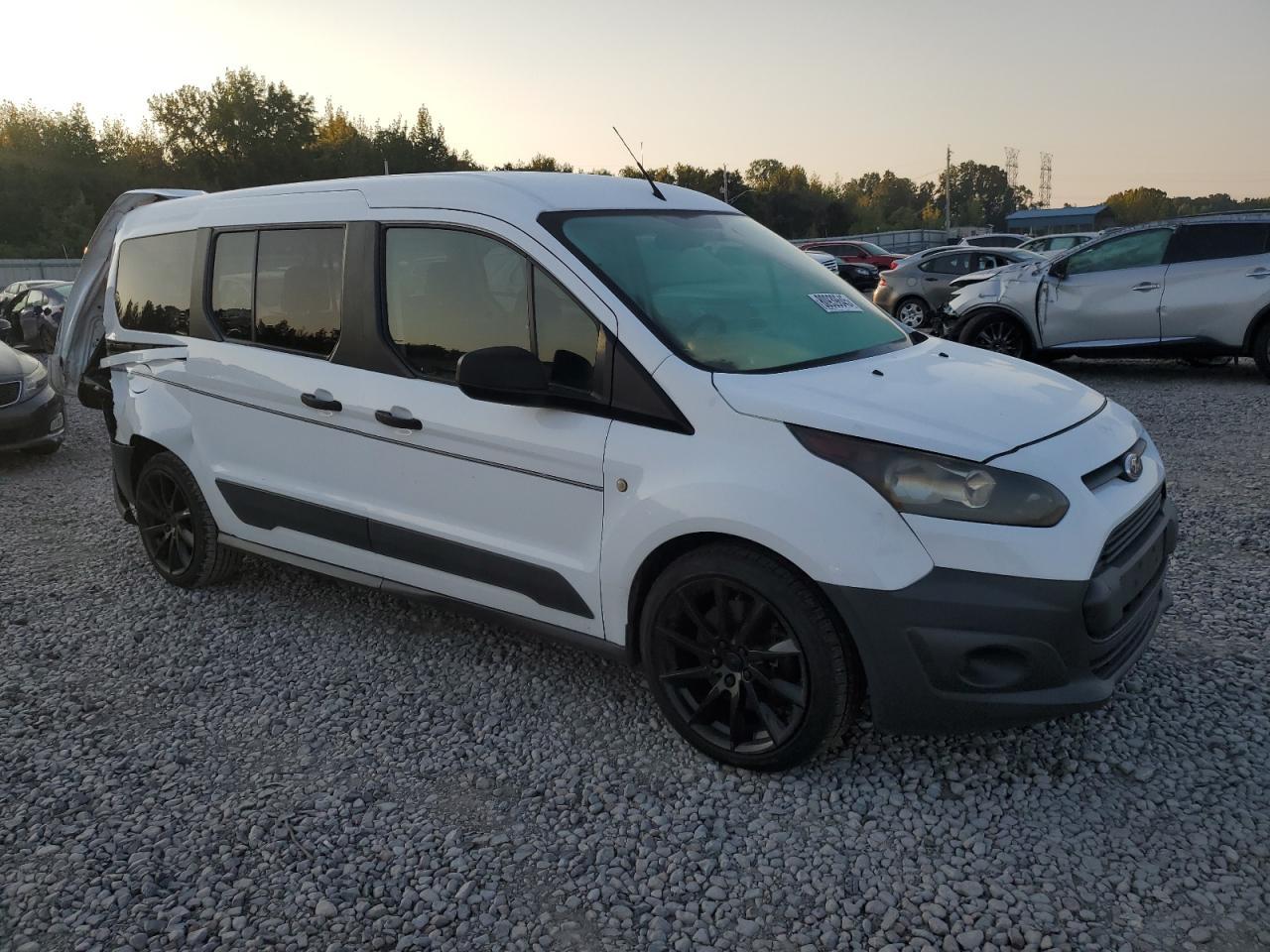 2015 Ford Transit Connect Xl - Фото 4