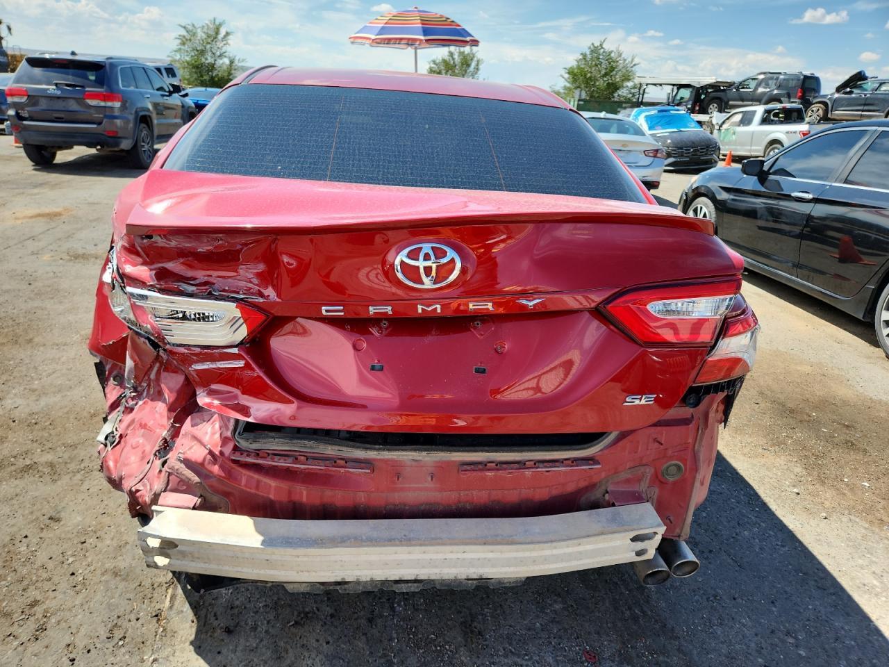 2020 Toyota Camry Se - Image 6