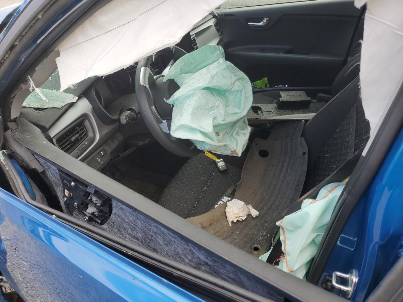 2023 Kia Rio S - Image 7