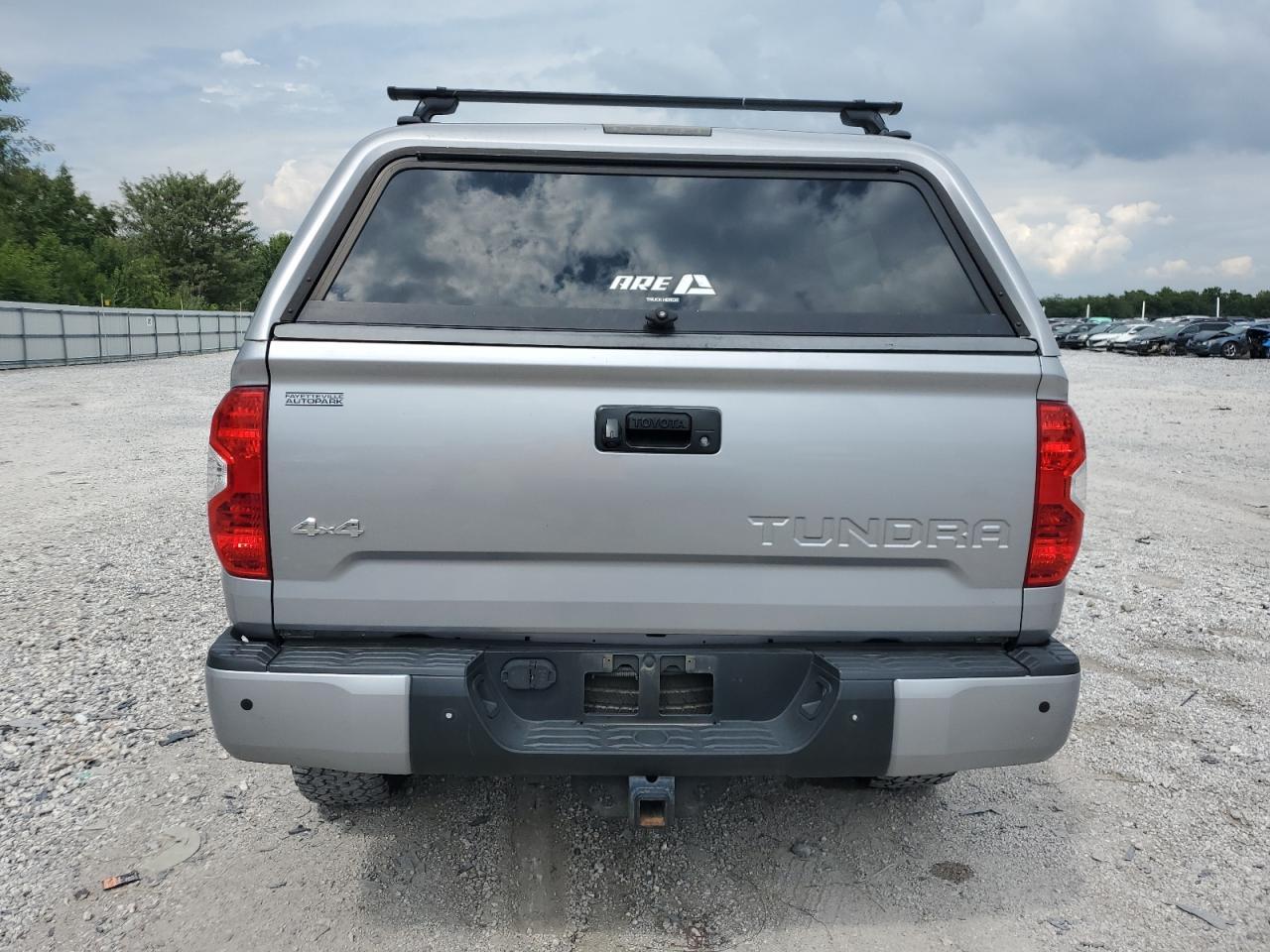 2016 Toyota Tundra Crewmax Limited - Фото 6