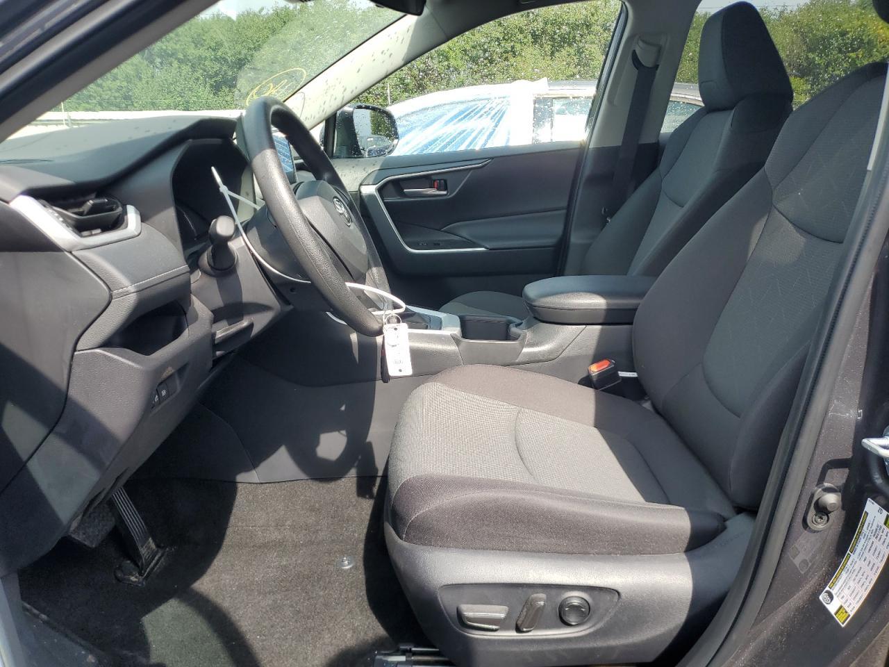 2025 Toyota Rav4 Xle - Image 7