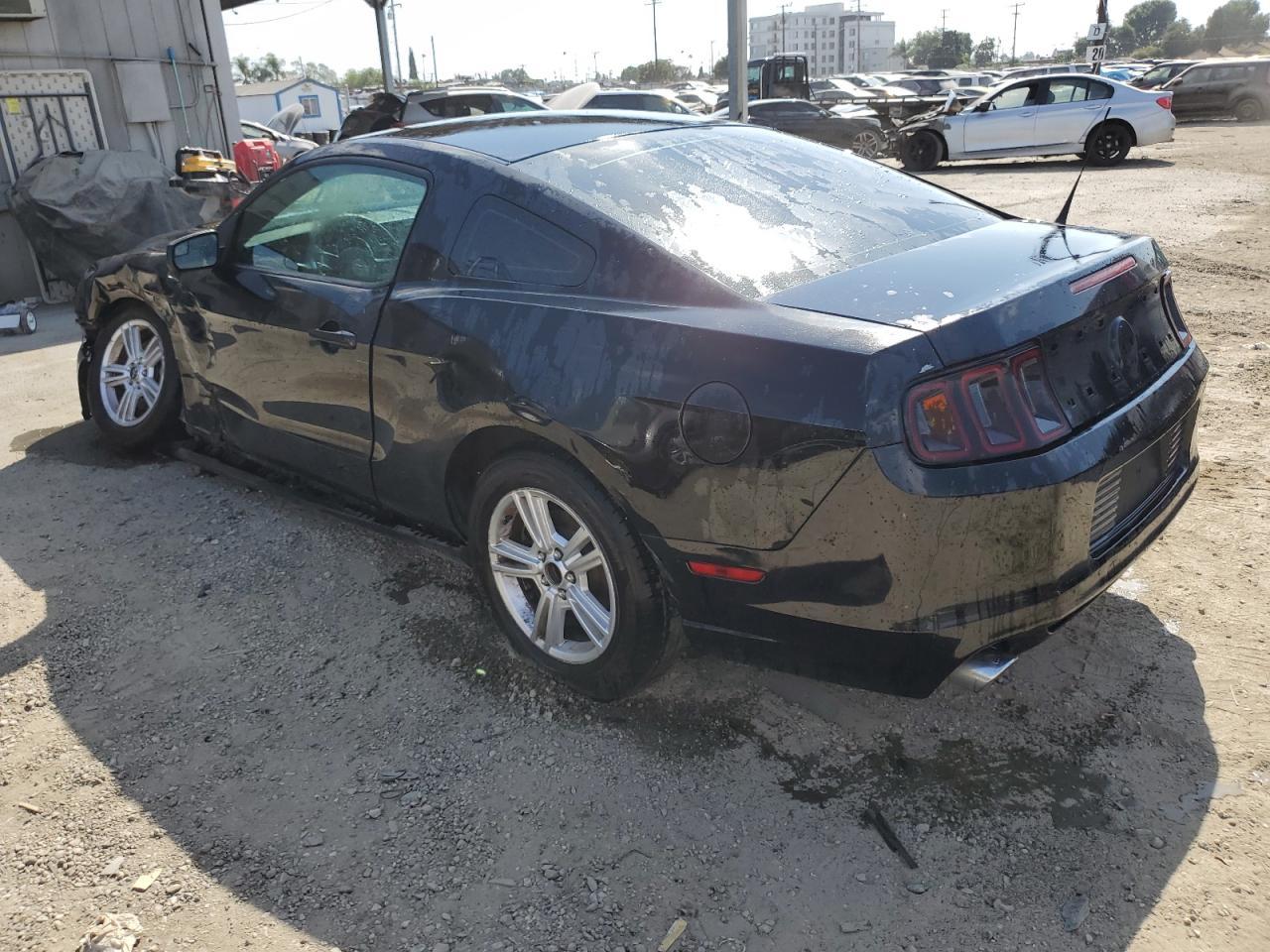 2013 Ford Mustang - Фото 2