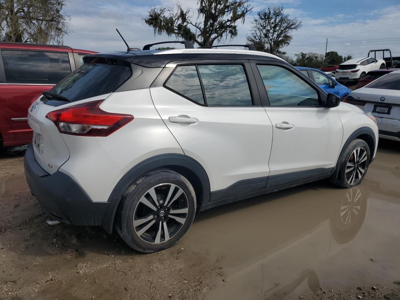 2018 Nissan Kicks S - Фото 3