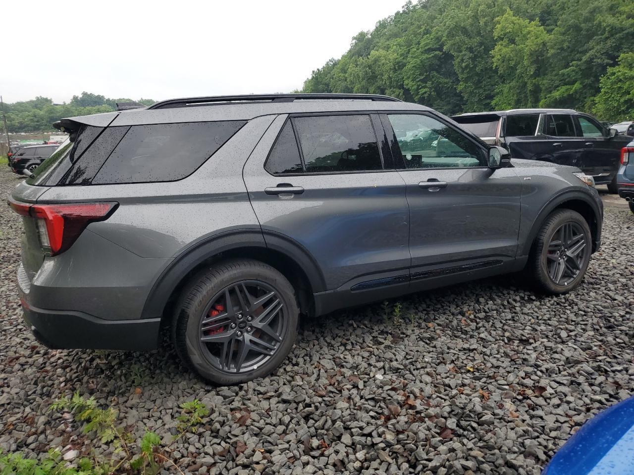 2025 Ford Explorer St-Line - Фото 3