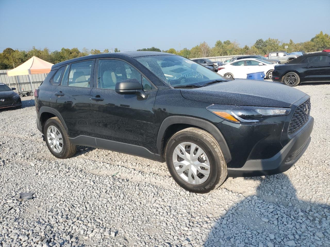 2025 Toyota Corolla Cross L - Image 4