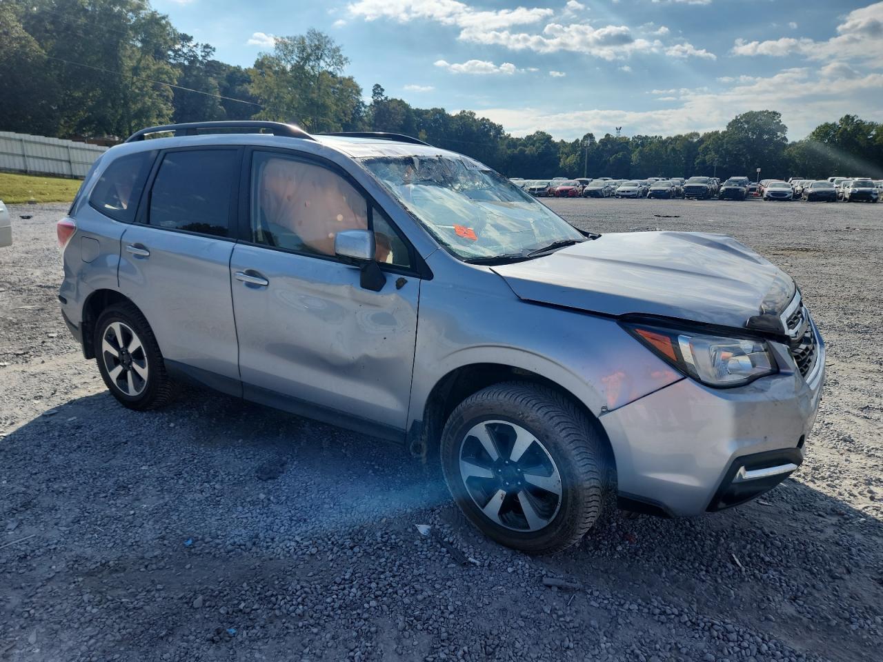 2017 Subaru Forester 2.5I Premium - Image 4