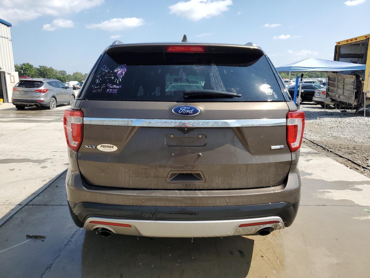 2016 Ford Explorer Xlt - Image 6