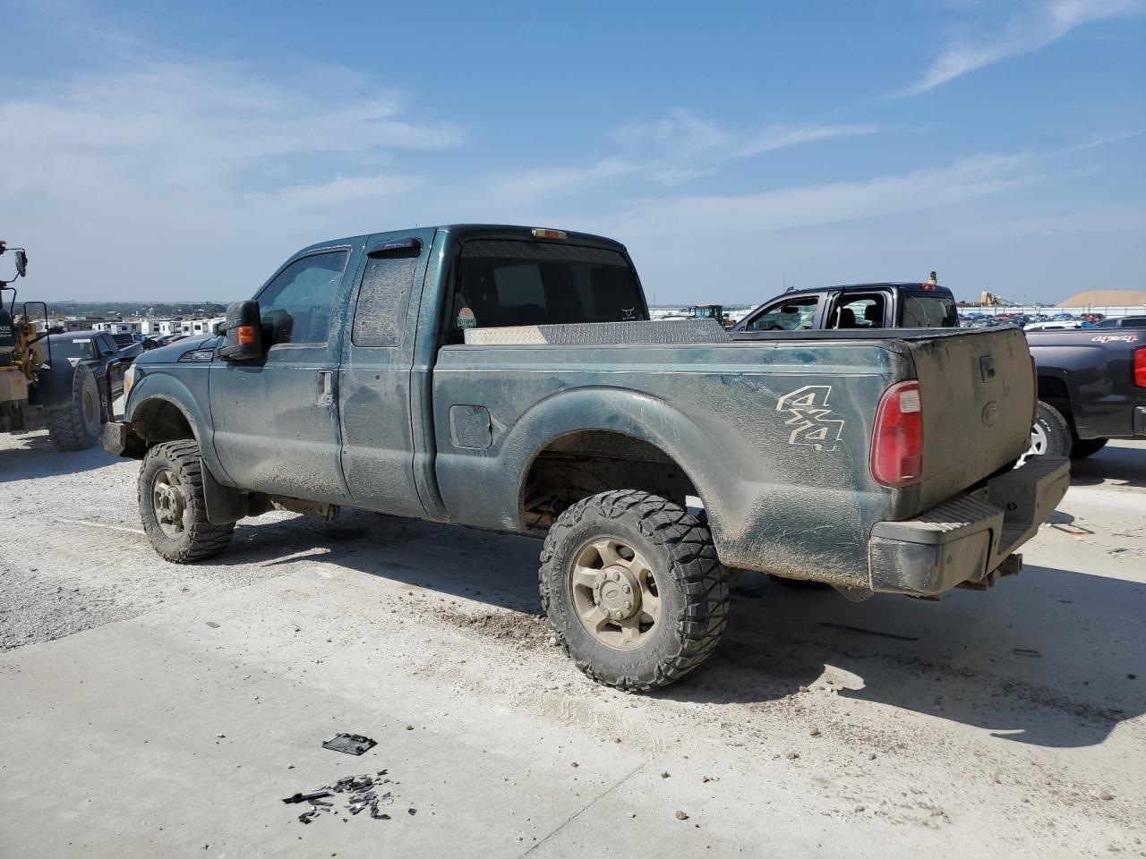 2011 Ford F250 Super Duty - Image 2