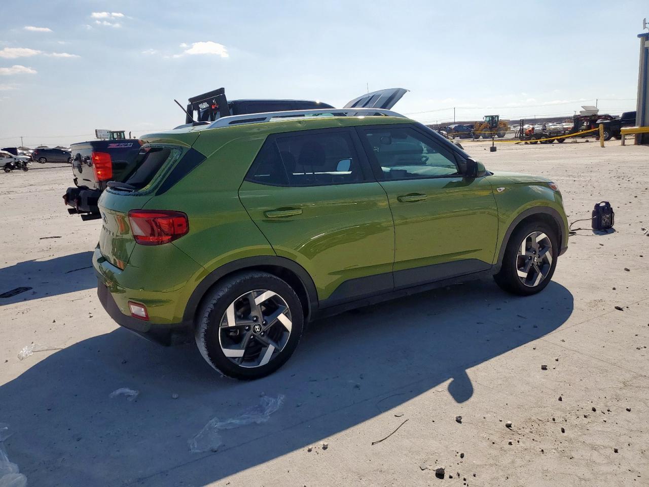 2023 Hyundai Venue Sel - Фото 3