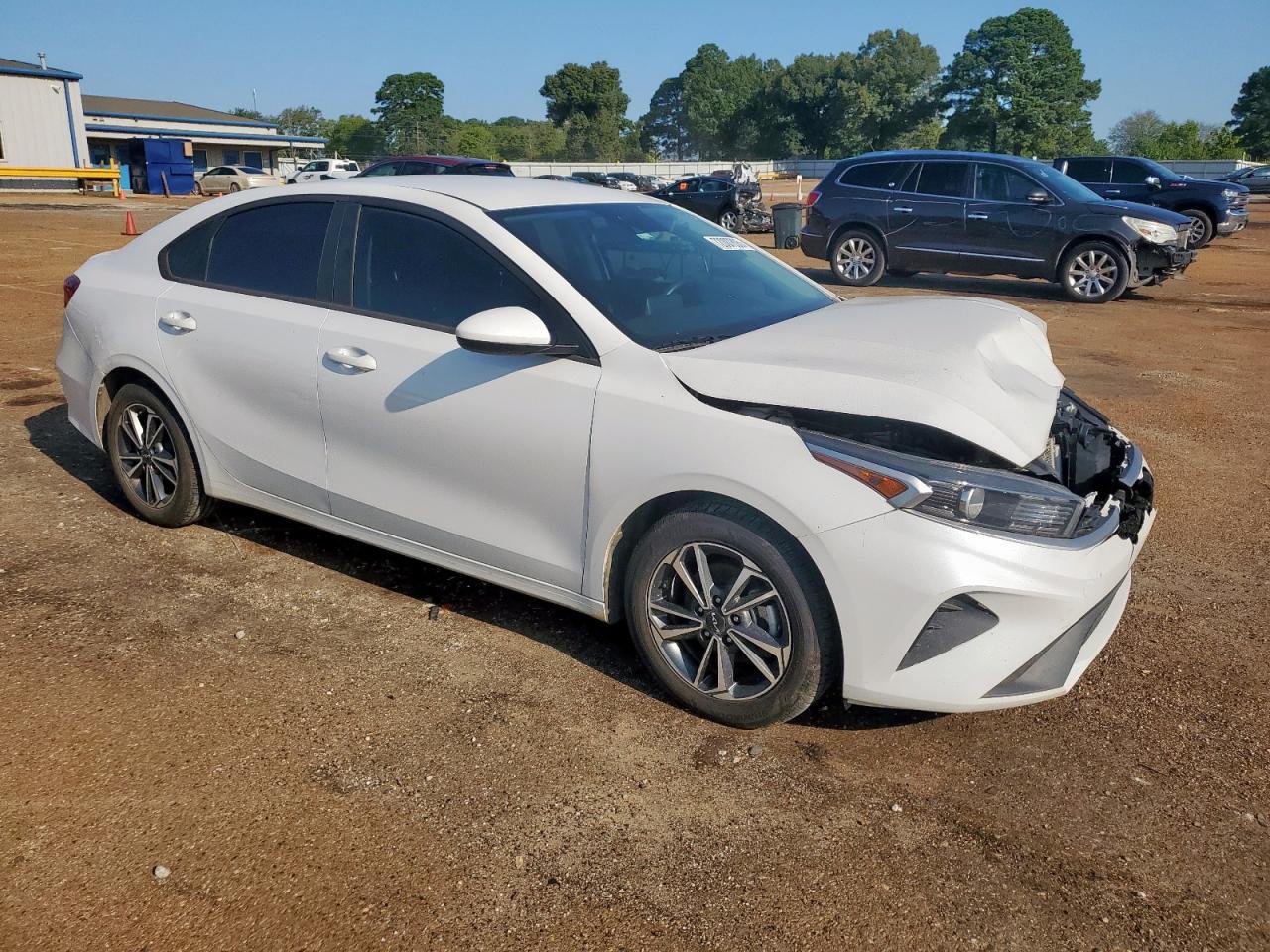 2023 Kia Forte Lx - Фото 4