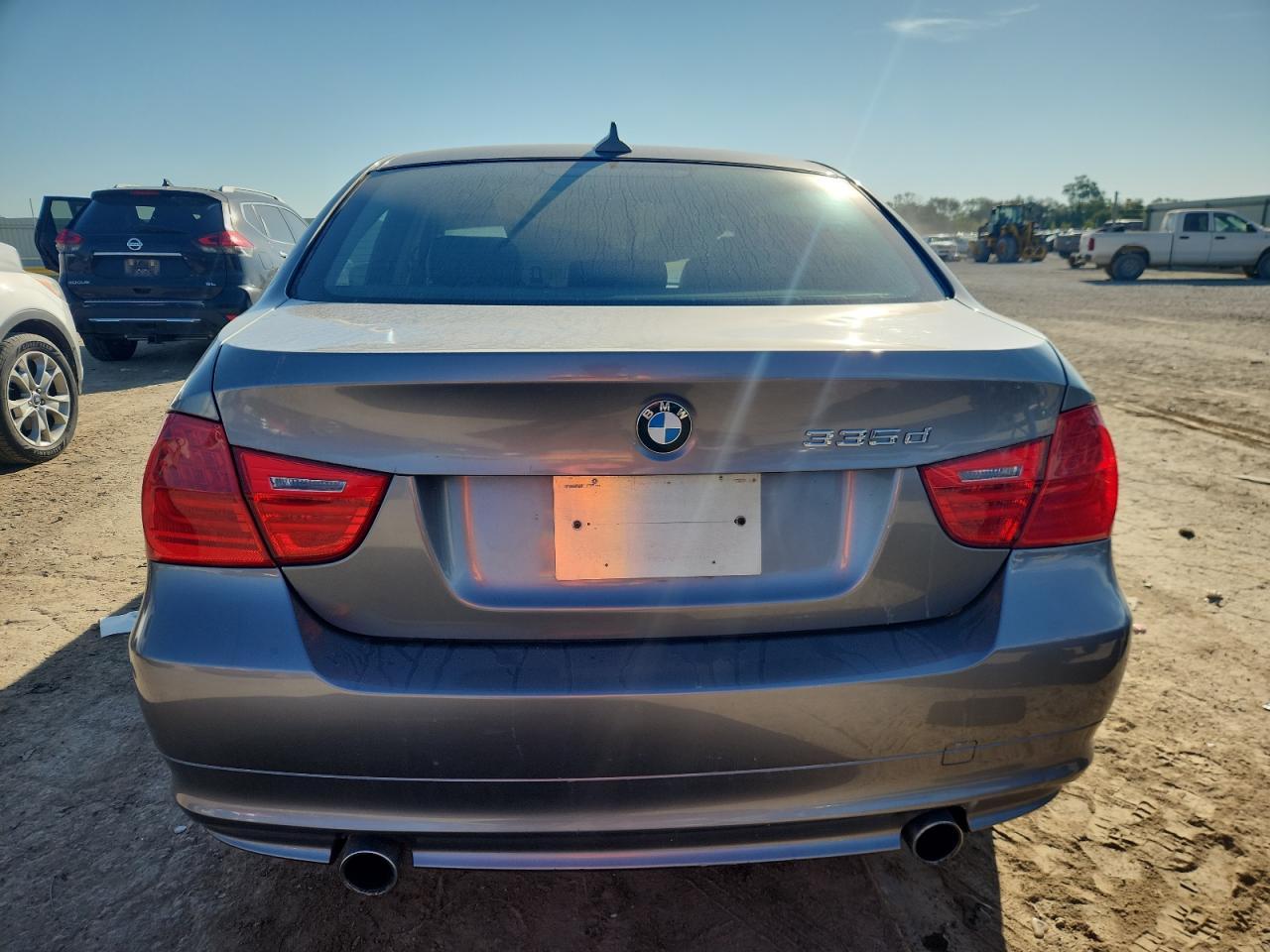 2011 BMW 335 D - Image 6
