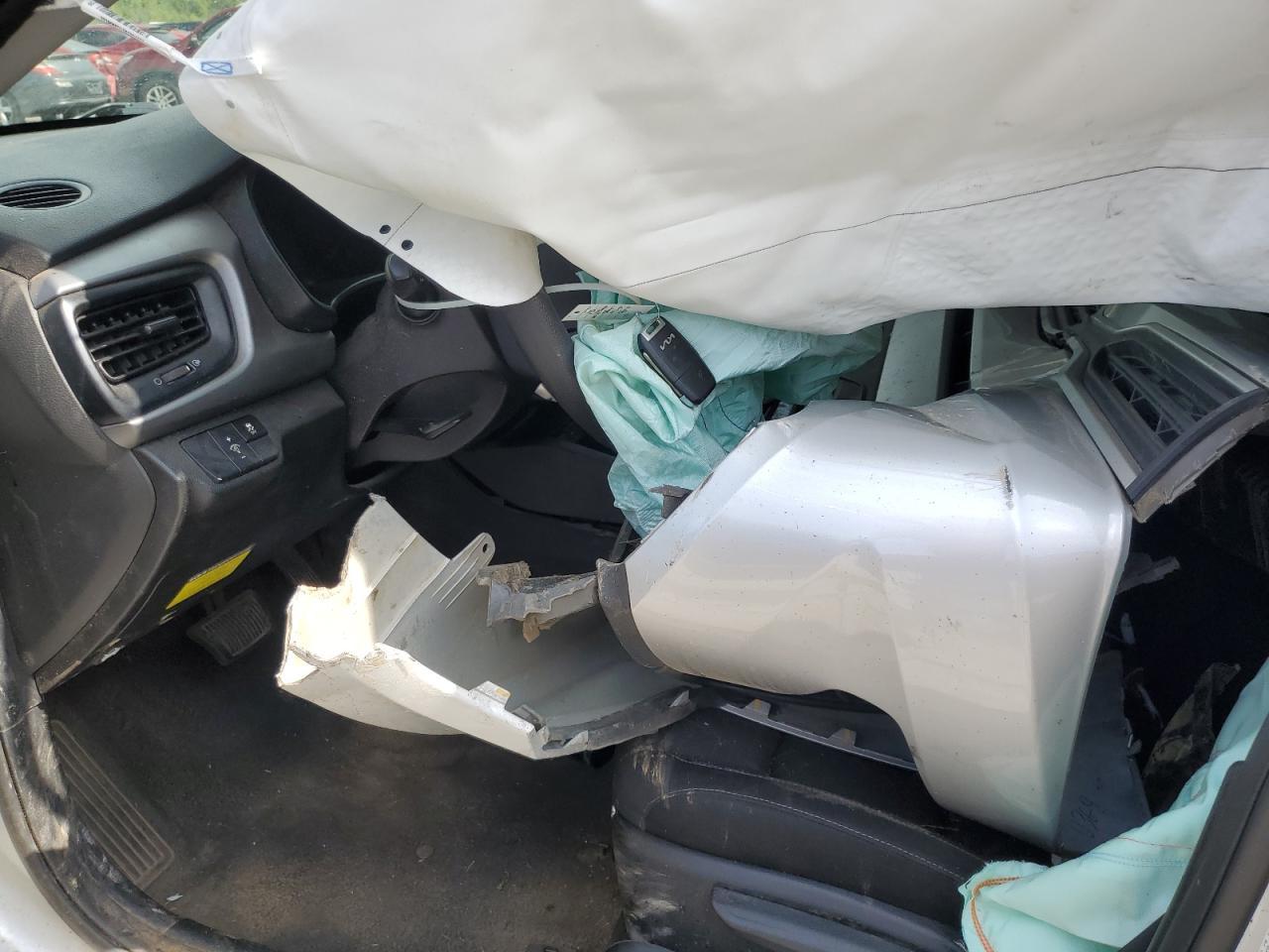 2022 Kia Rio S - Фото 7