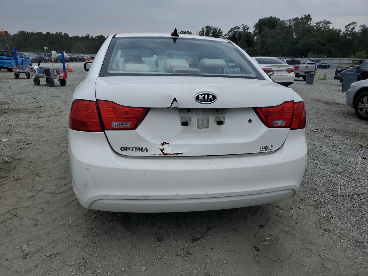 2010 Kia Optima Lx - Image 6