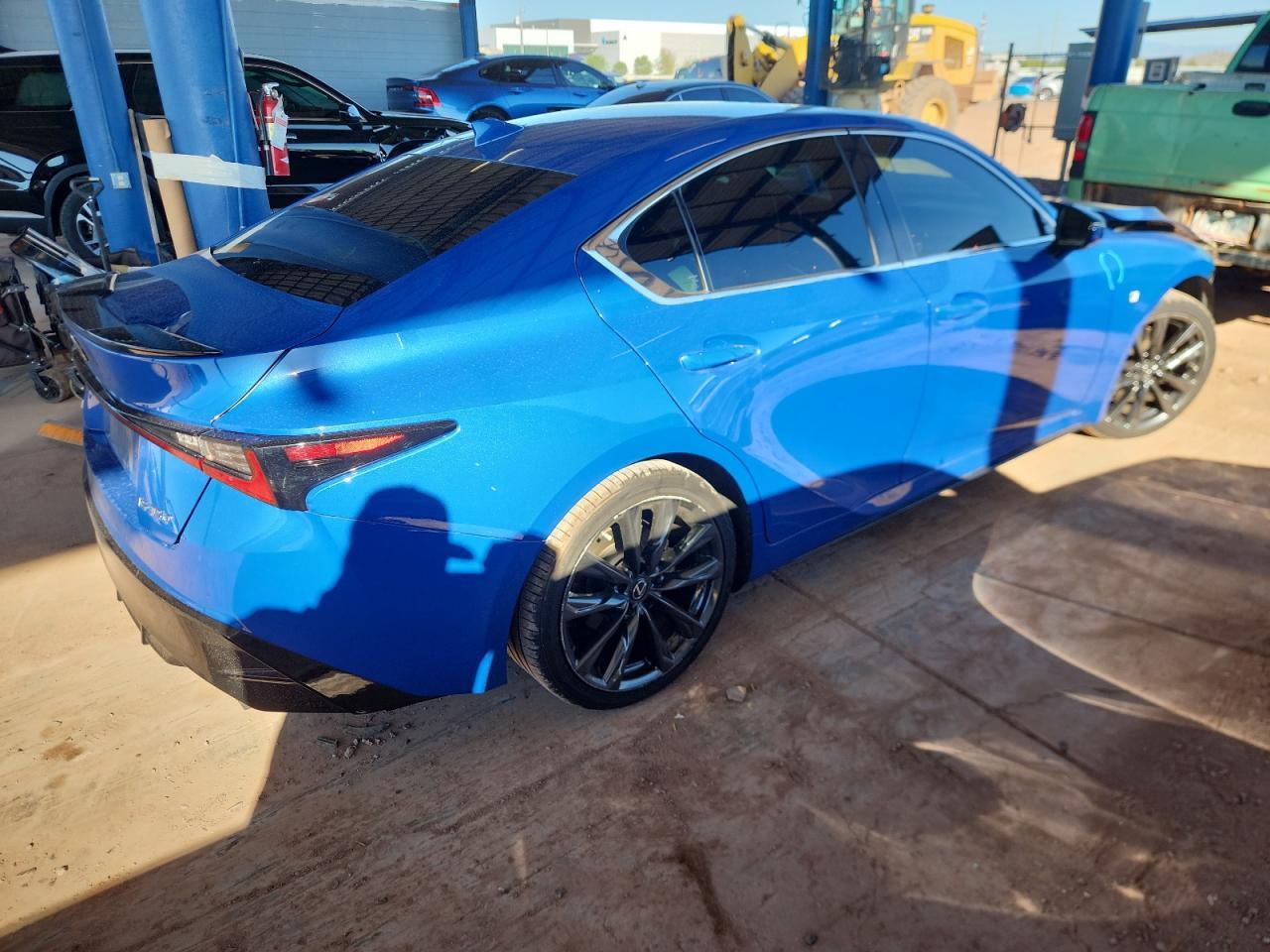 2021 Lexus Is 350 F Sport - Image 3