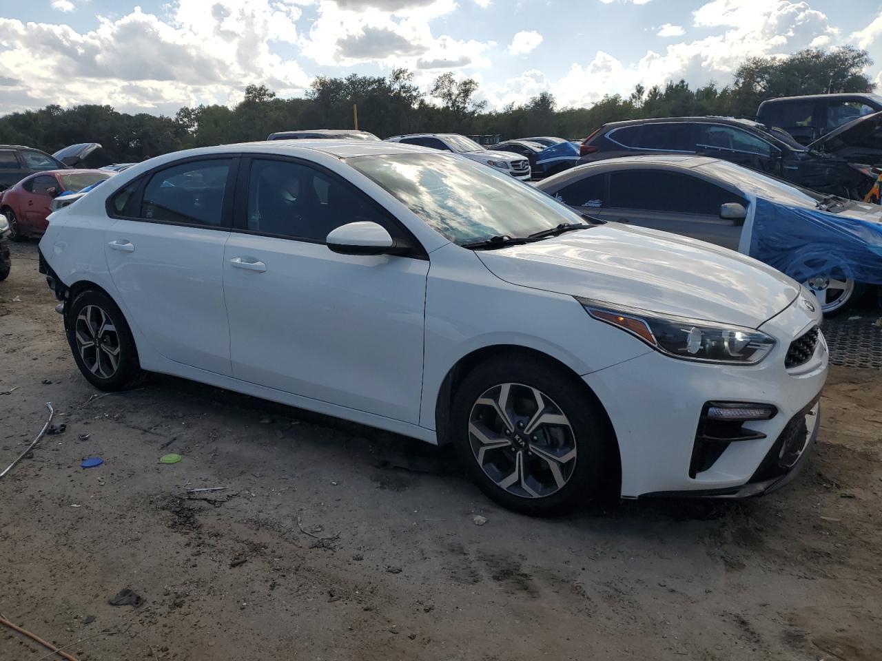 2021 Kia Forte Fe - Фото 4