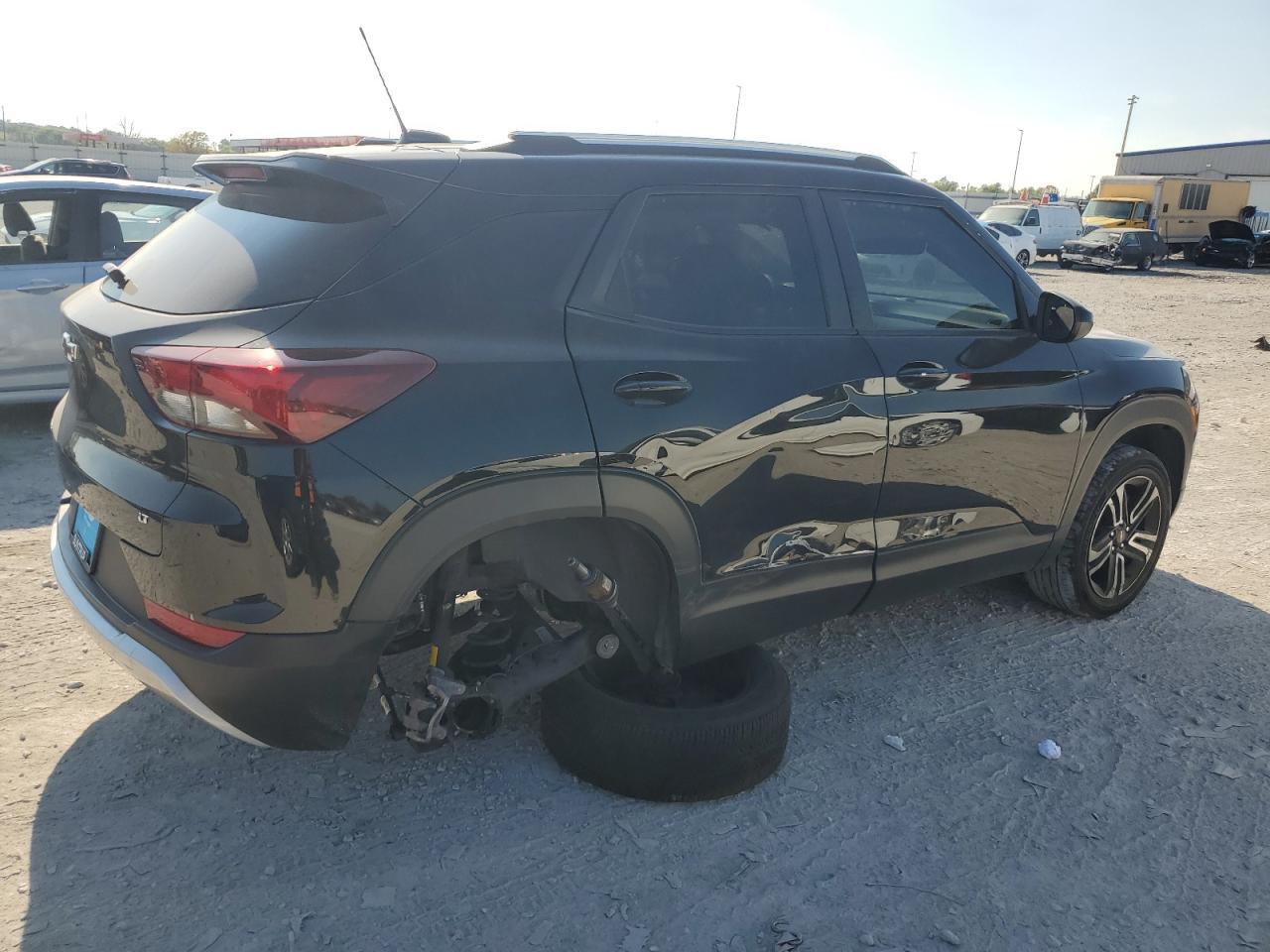 2023 Chevrolet Trailblazer Lt - Image 3