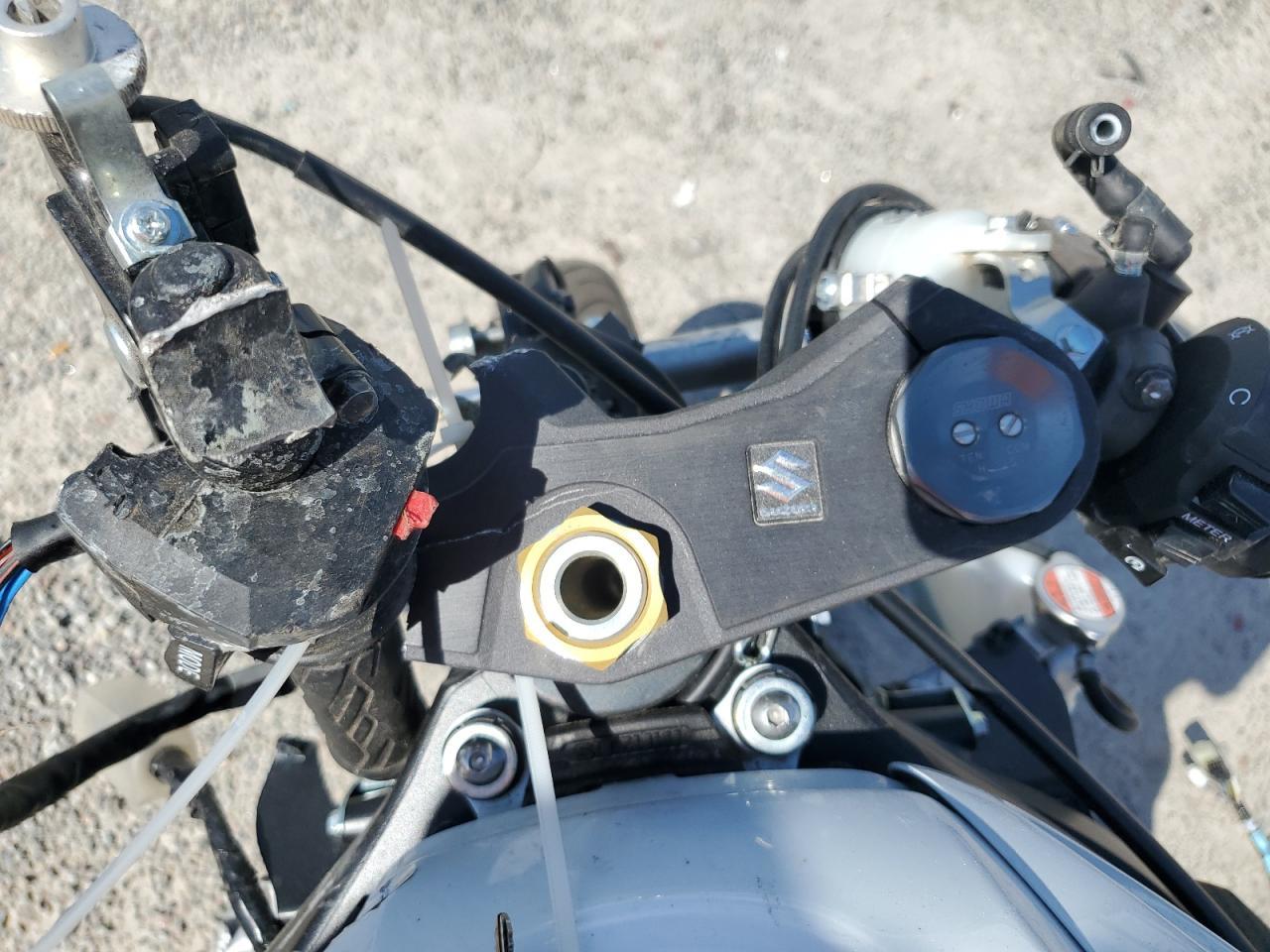 2025 Suzuki Gsx-R600 - Фото 7