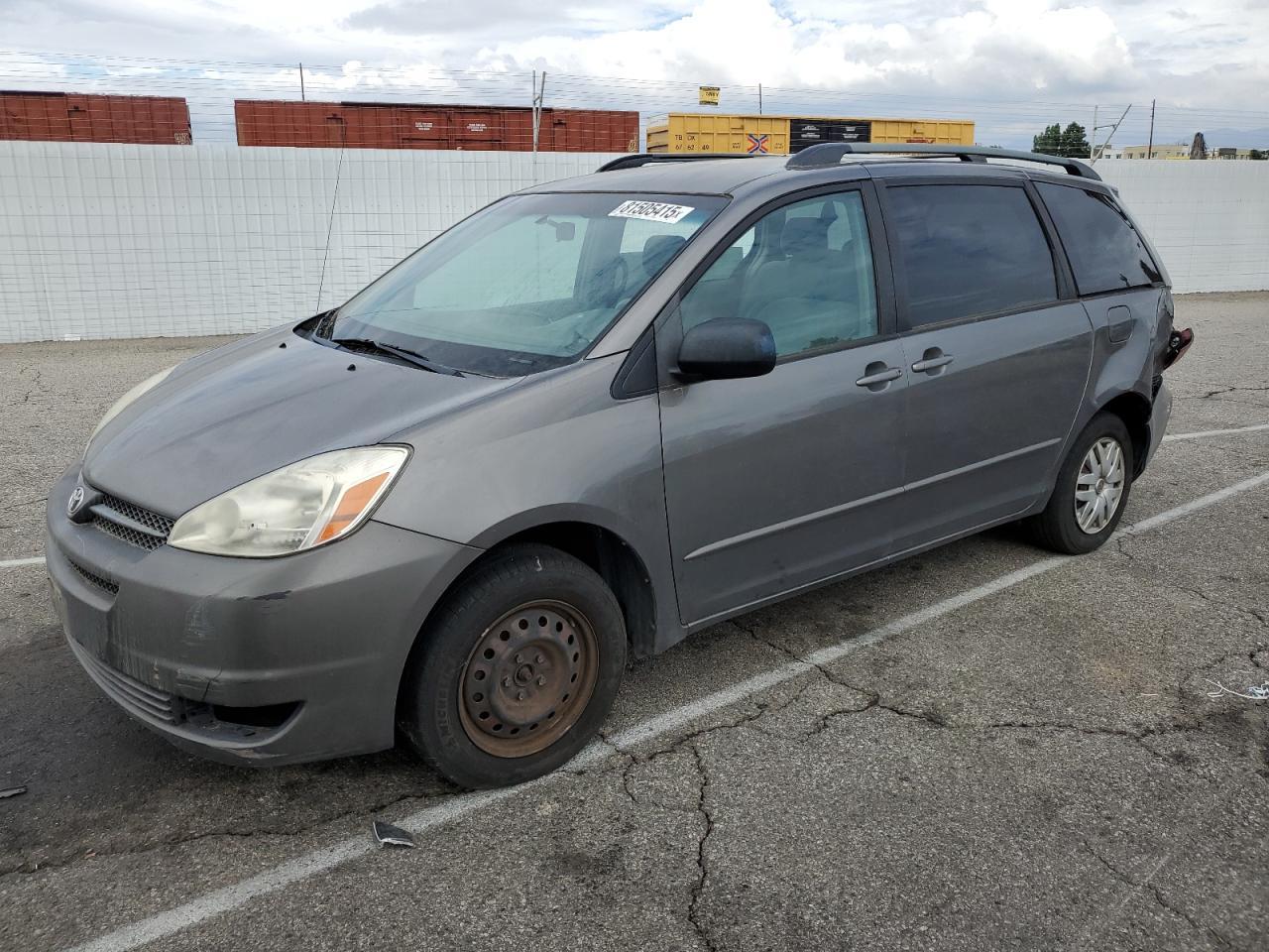 2005 Toyota Sienna Ce