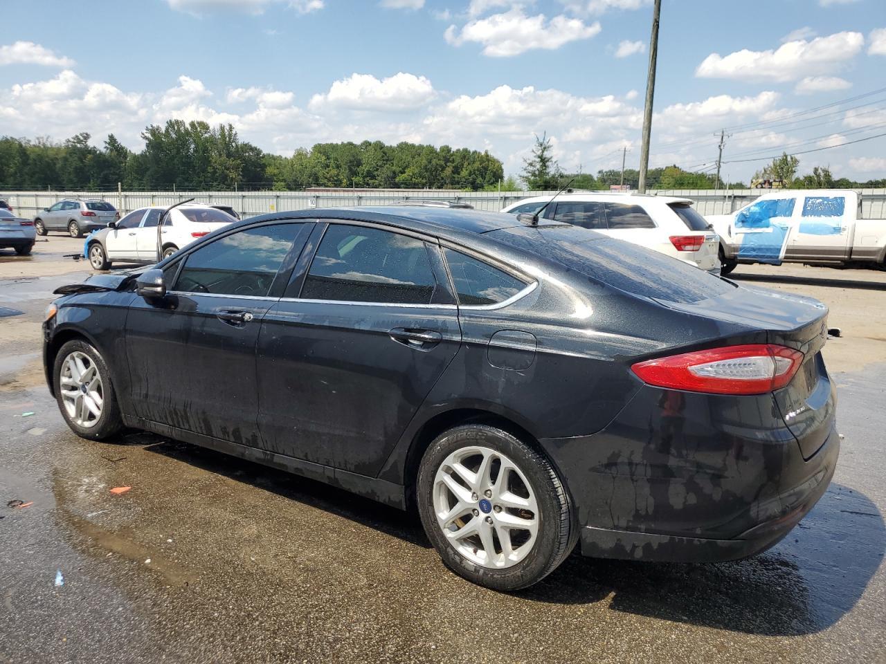 2014 Ford Fusion Se - Image 2