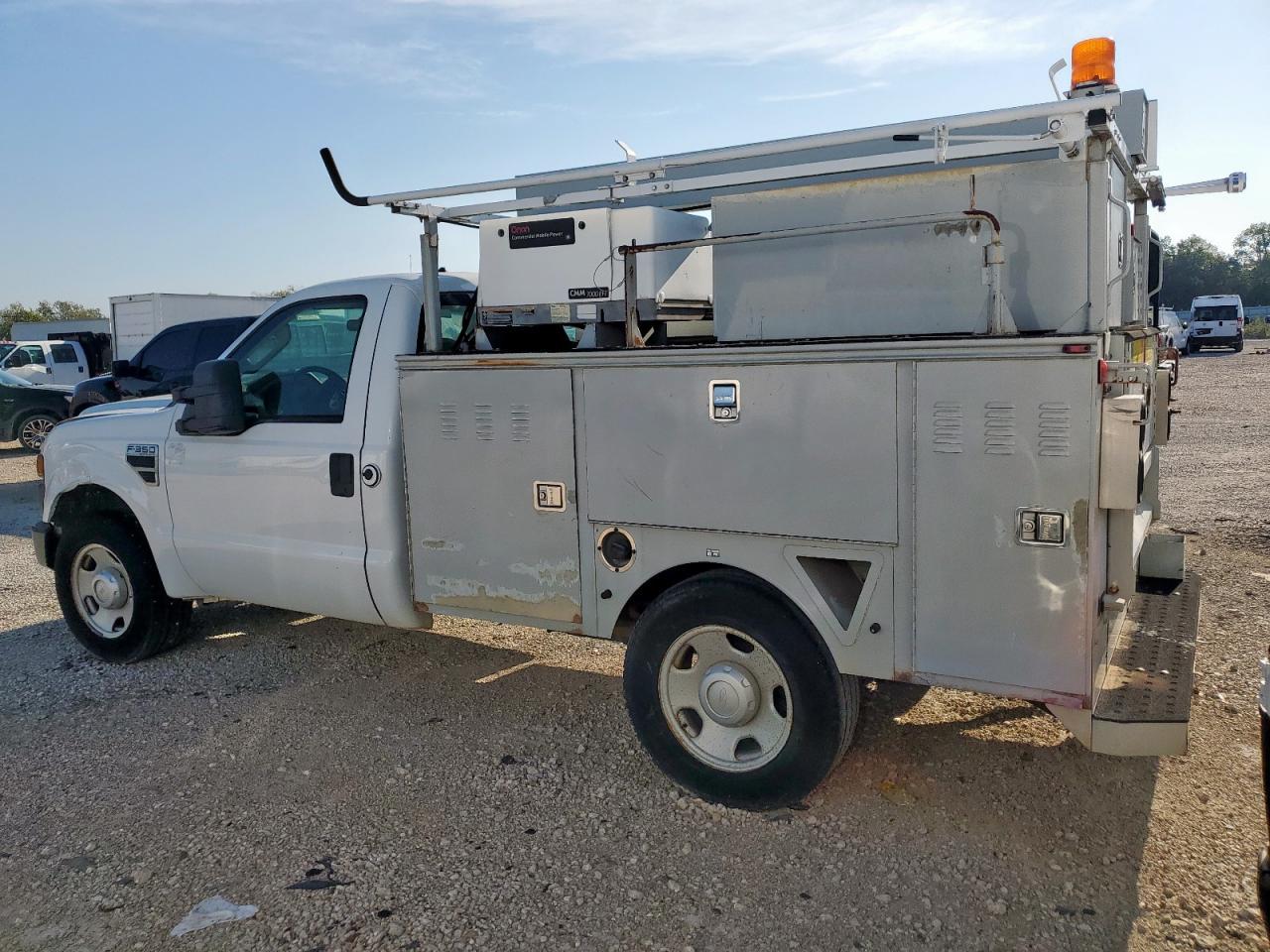 2008 Ford F350 Srw Super Duty - Image 2