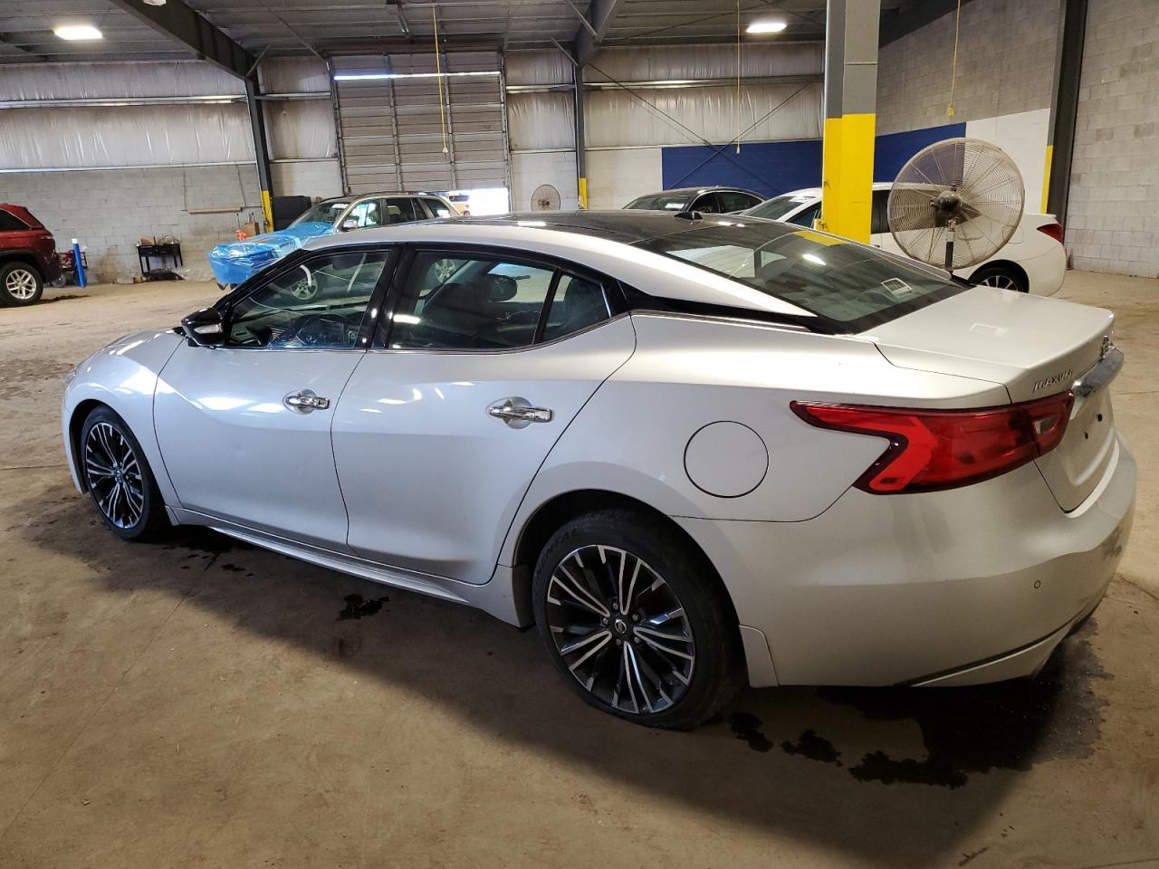 2017 Nissan Maxima 3.5S - Фото 2